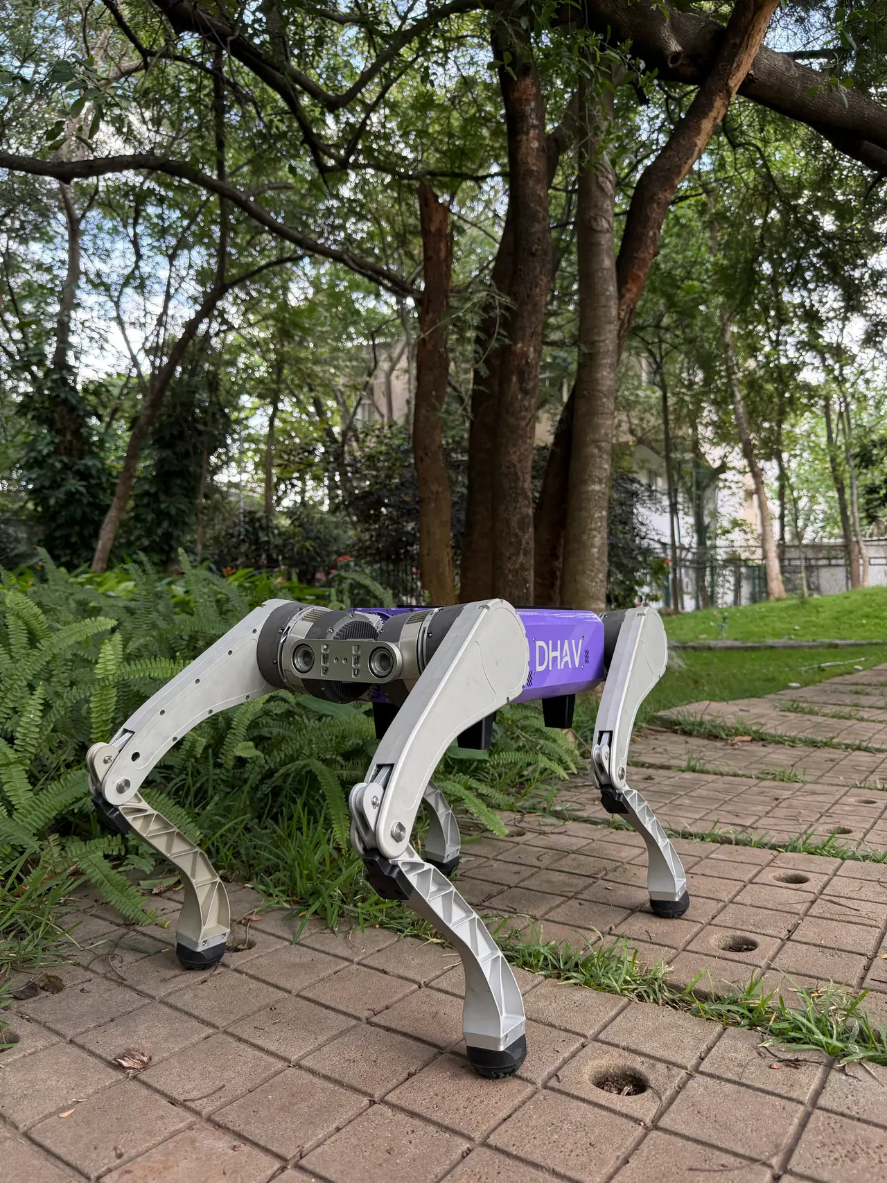DHAV quadruped head module and sensor housing close-up
